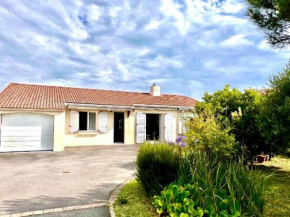 Location saisonnière plain-pied 4 à 6 pers Prefailles, 100m de la plage